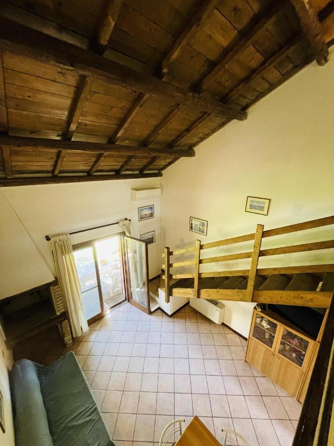 Апартаменти Borgo Del Nibbio Porto Levante Екстер'єр фото